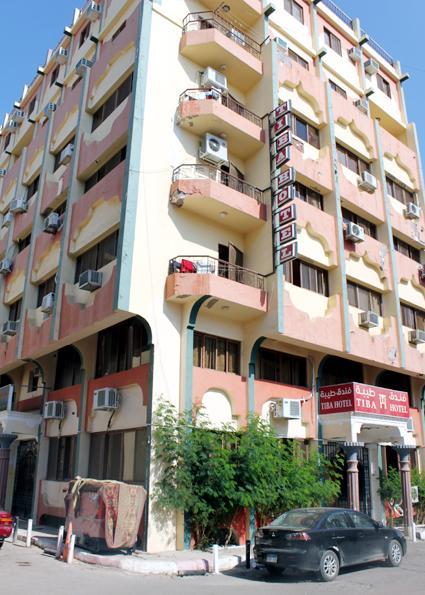 Tiba Hotel Асуан Екстериор снимка